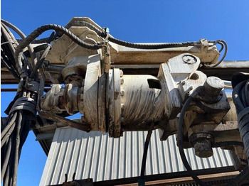 隧道掘进设备 Robodrill Pantofore 587：图5