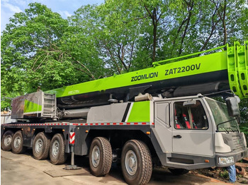 移动式起重机 ZOOMLION ZTC2200V