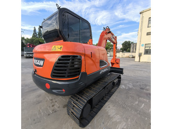 履带式挖掘机 DOOSAN DX60