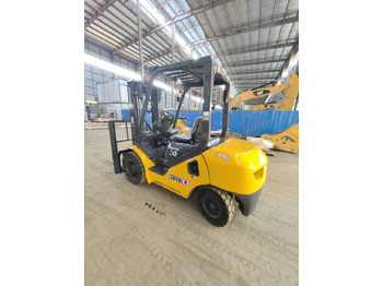 柴油叉车 KOMATSU