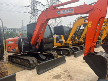 小型挖掘机 HITACHI