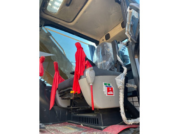 履带式挖掘机 Komatsu PC 210-8:图2 履带式挖掘机 Komatsu PC 210-8:图2