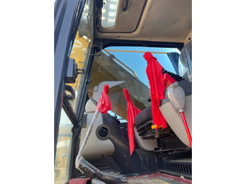 履带式挖掘机 Komatsu PC 210-8:图3 履带式挖掘机 Komatsu PC 210-8:图3