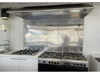 自动售货卡车 Fiat Ducato Ducato Autosklep Gastronomiczny Food Truck Foodtruck sklep bar:图4 自动售货卡车 Fiat Ducato Ducato Autosklep Gastronomiczny Food Truck Foodtruck sklep bar:图4