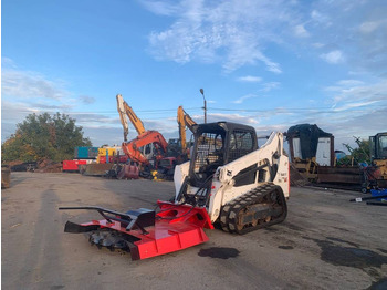 滑移装载机 BOBCAT T590