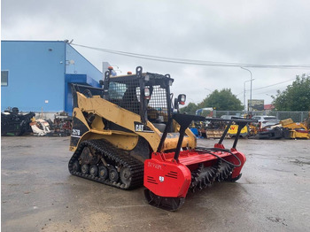 滑移装载机 CATERPILLAR