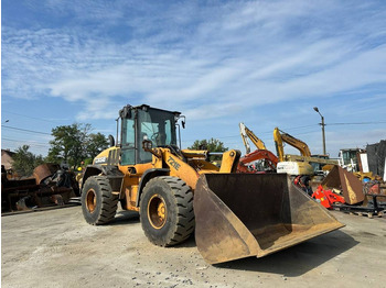 轮式装载机 CASE