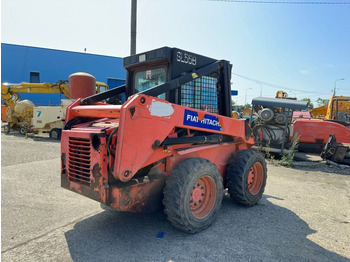 滑移装载机 Fiat-Hitachi SL55B:图4 滑移装载机 Fiat-Hitachi SL55B:图4