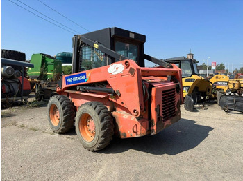 滑移装载机 Fiat-Hitachi SL55B:图3 滑移装载机 Fiat-Hitachi SL55B:图3