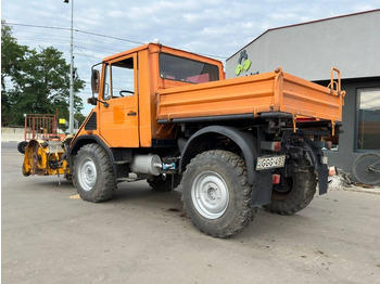 市政/ 专用车辆 Mercedes-Benz Unimog 408/10：图3