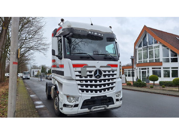 牵引车 Mercedes-Benz 1845 Arocs 4x4 HD 1-Hand：图2