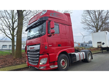 牵引车 DAF