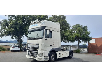 牵引车 DAF XF 106 460