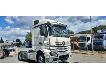 牵引车 MERCEDES-BENZ Actros 1843