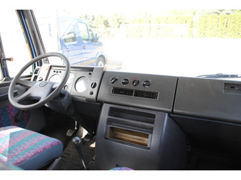 栏板式/ 平板卡车 Mercedes-Benz 711D Doka Dubel Kabina Pritsche Doppelkabine：图5