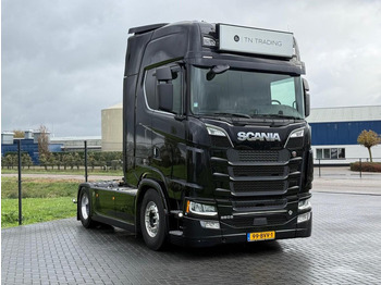 牵引车 SCANIA S 650 V8