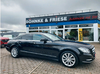 轿车 MERCEDES-BENZ