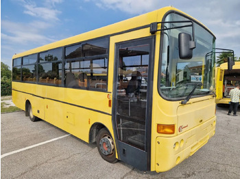 校車 IVECO