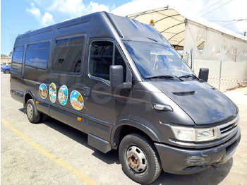 小型巴士 IVECO Daily