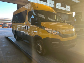 校車 IVECO Daily
