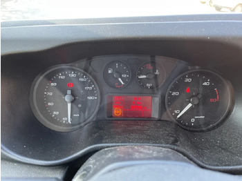 校車 Iveco Daily：图3