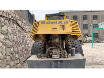 压路机 Bomag bw225d-3：图4