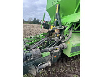 马铃薯收获机 AVR