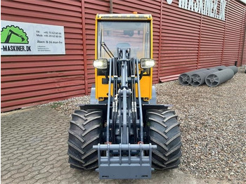 紧凑型装载机 Eurotrac W12 med førerhus：图4