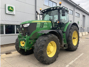拖拉机 JOHN DEERE 6215R