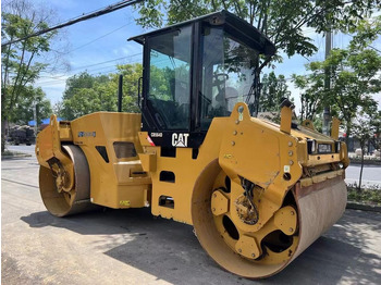 压路机 Caterpillar CB564D Double Drum Road Roller 7 Ton Weight With Core Components Engine and Bearing Essential Road Machinery：图4