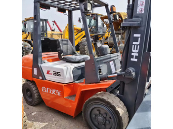 柴油叉车 HELI