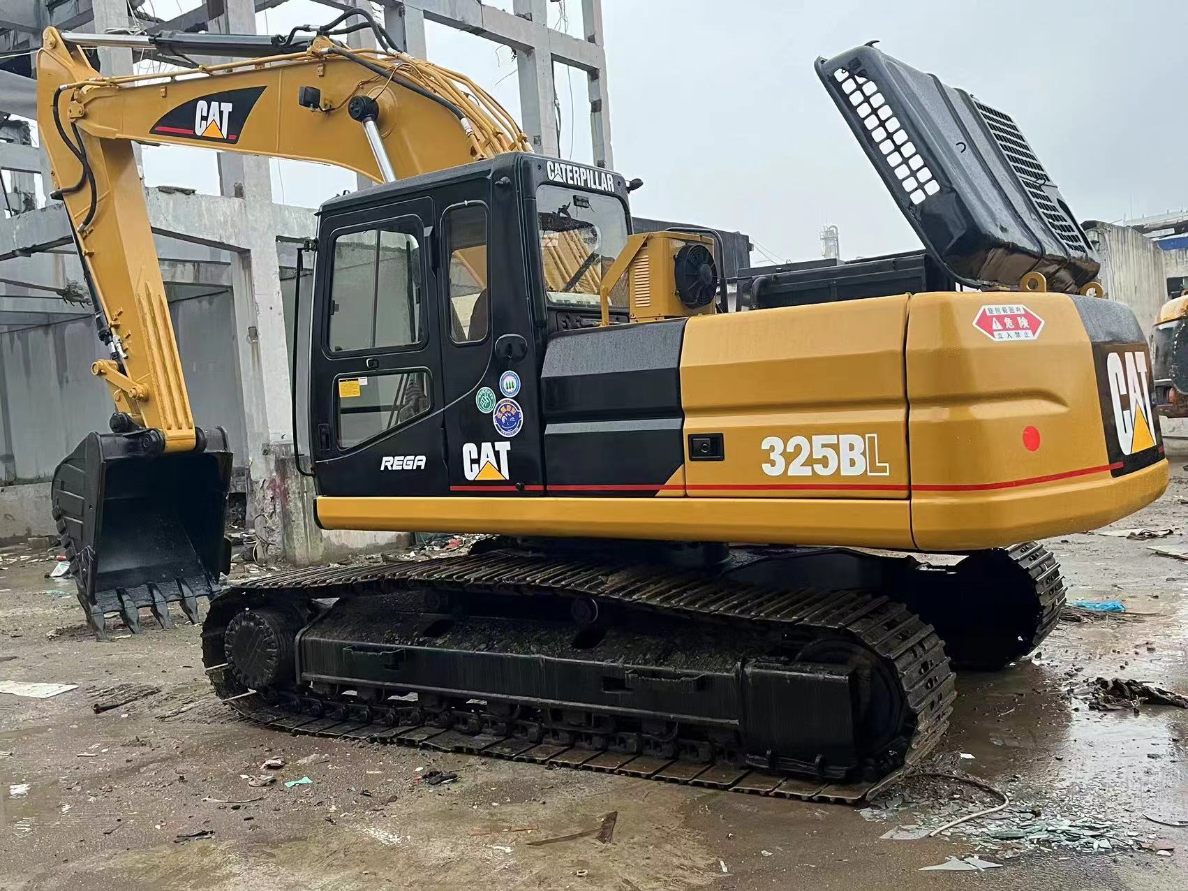履带式挖掘机 CATERPILLAR 325BL