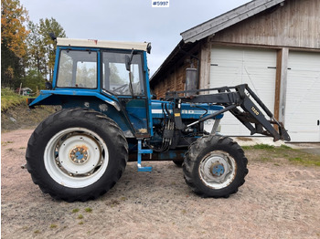 拖拉机 1983 Ford 5610 with Front Loader：图3