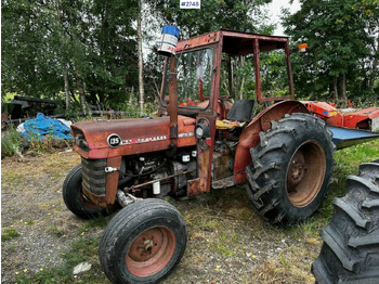 拖拉机 MASSEY FERGUSON 100 series