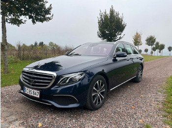 旅行车 MERCEDES-BENZ