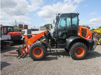 轮式装载机 KOMATSU WA100