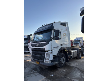 牵引车 VOLVO