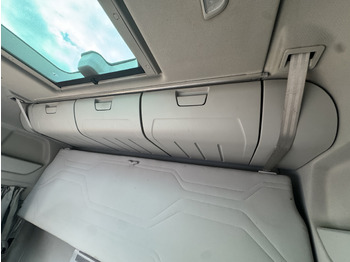 驾驶室和内部 Ford F-Max 500:图2 驾驶室和内部 Ford F-Max 500:图2