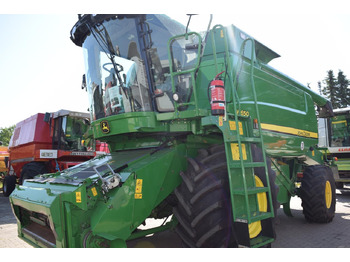 联合收割机 John Deere W 650：图2