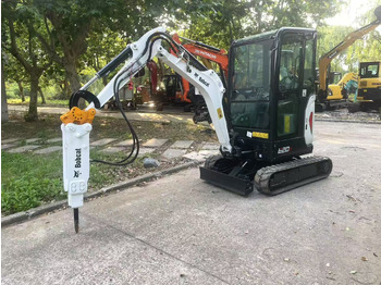小型挖掘机 BOBCAT E20