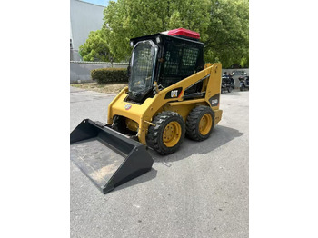 滑移装载机 CATERPILLAR 226B3