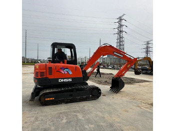 小型挖掘机 DOOSAN DH55