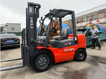 : 标题部分照片