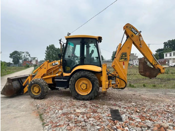 反铲装载机 JCB 3CX:图2 反铲装载机 JCB 3CX:图2
