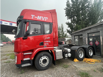 牵引车 SHACMAN X3000:图2 牵引车 SHACMAN X3000:图2