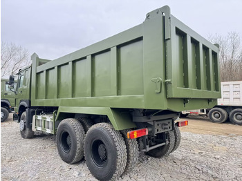 翻斗车 SINOTRUK HOWO 6x4：图2