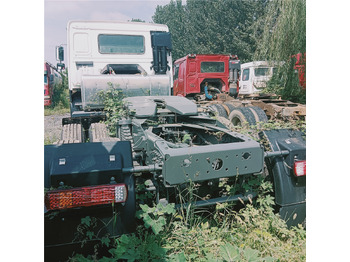 牵引车 SINOTRUK HOWO trailer head：图4