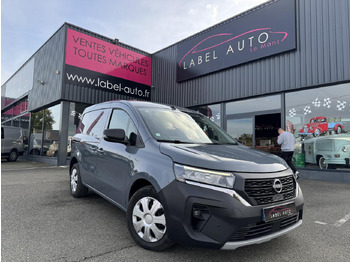 无侧窗厢式货车 NISSAN