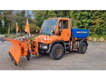 除雪车 UNIMOG