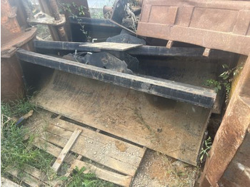 挖掘机铲斗 Godet de curage inclinable pour pelle:图3 挖掘机铲斗 Godet de curage inclinable pour pelle:图3